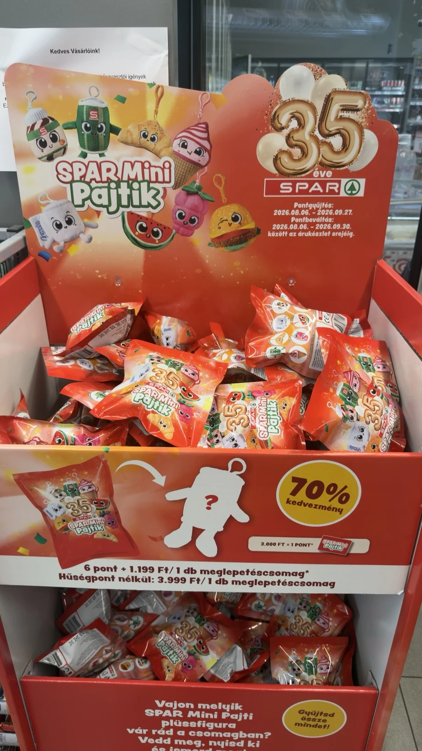 SPAR Mini Pajtik bolti display gyűjthető figurákkal, pontgyűjtéssel, meglepetéscsomaggal és 70 százalékos kedvezménnyel