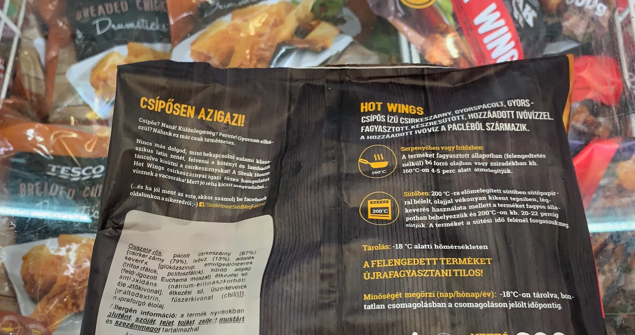 Hot Wings fagyasztott csirkeszárny csomagolása játékos magyar szöveggel és elkészítési ikonokkal