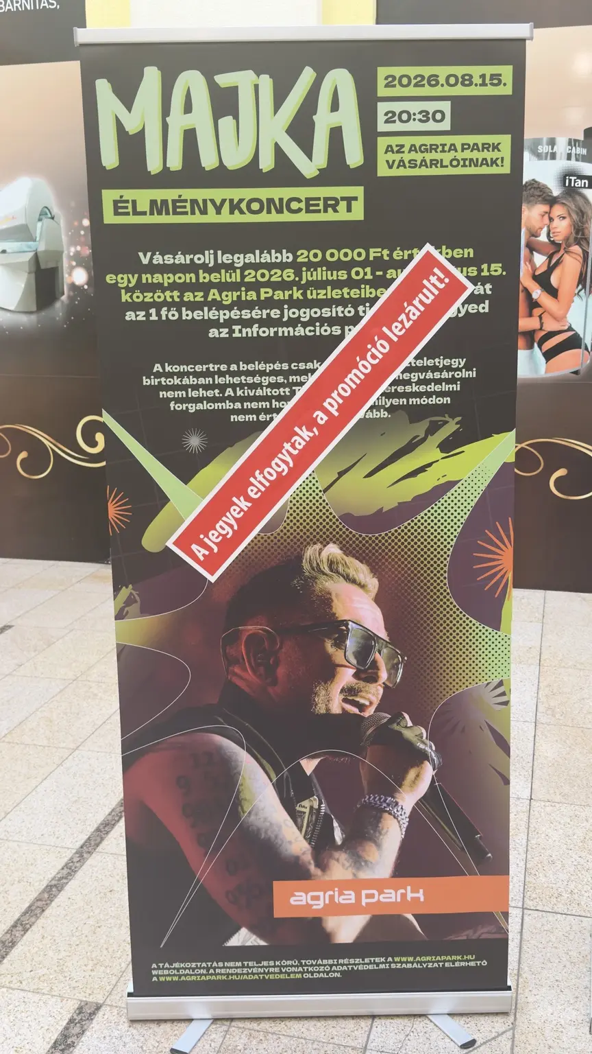 Agria Park Majka élménykoncert roll-up átlós A jegyek elfogytak, a promóció lezárult felirattal